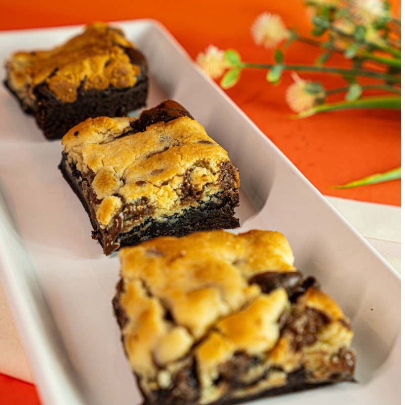 Brookie - Brownie + Cookie